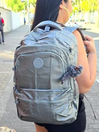 Mochila KIPLING + chaveiro