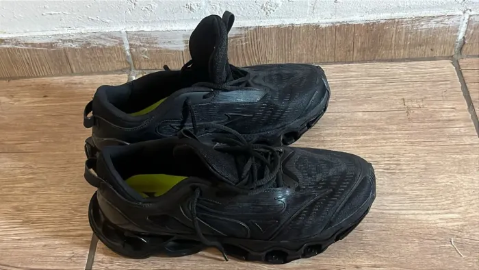 Tênis mizuno