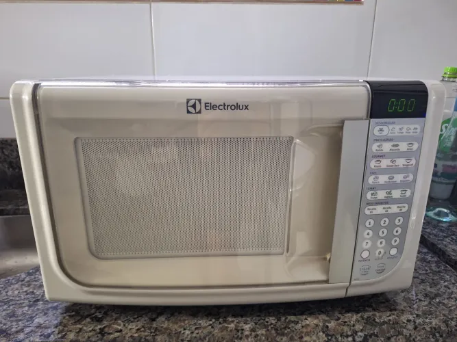 Micro-ondas Electrolux 31 litros