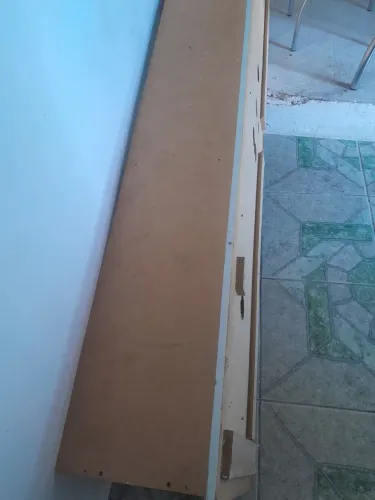 Vende um kaque branco premondado 200 reais.1.80cpimento ótimo.