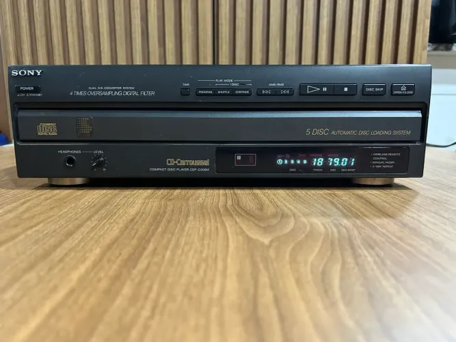 CD Player Sony Carrossel 5CDs - Funcionando