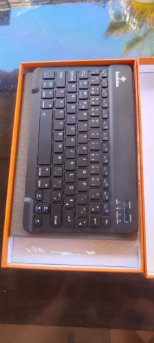 Tablet techino semi novo