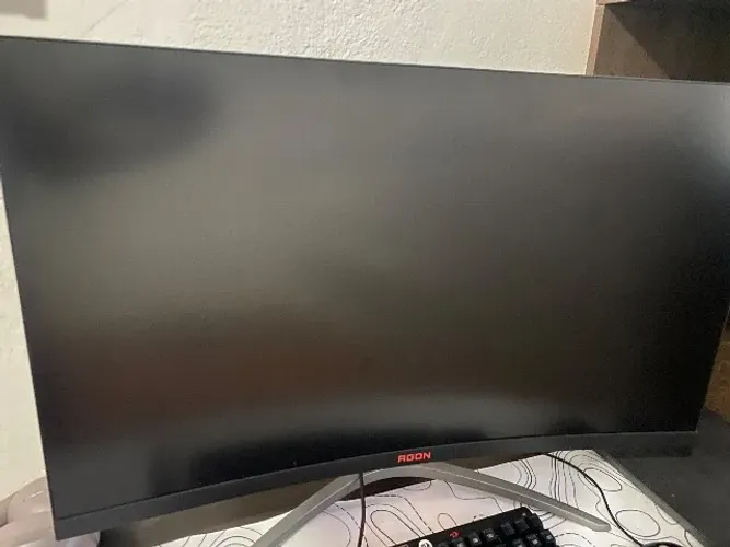 Computador Asus com monitor curvo AGON 32 polegadas