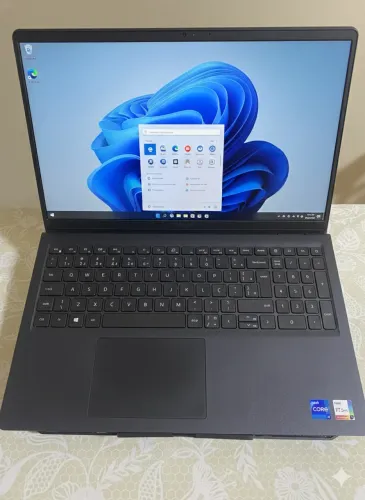Notebook Dell Inspiron 15 (i7 13ª Ger) | 16GB RAM | Linux | Praticamente Novo 