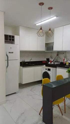 Alugo Apartamento na batista campos - Quarto Fechado - Mobiliado