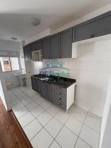 Apartamento para Aluguel com 2 dormitórios, 47 m²