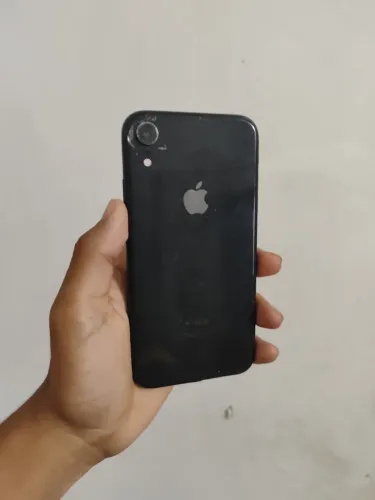 Vendo um iPhone XR 64gb com problema