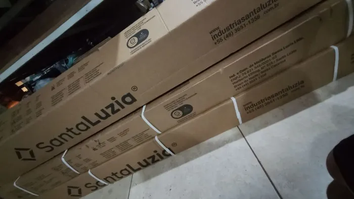 Rodapé Santa Luzia 20cm com friso