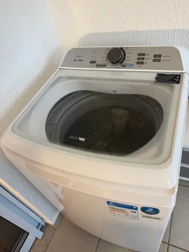 Máquina de lavar roupas Midea 13Kg