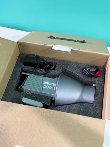 Amaran 200x S Bicolor ? Estado de Novo, Pouquíssimo Uso