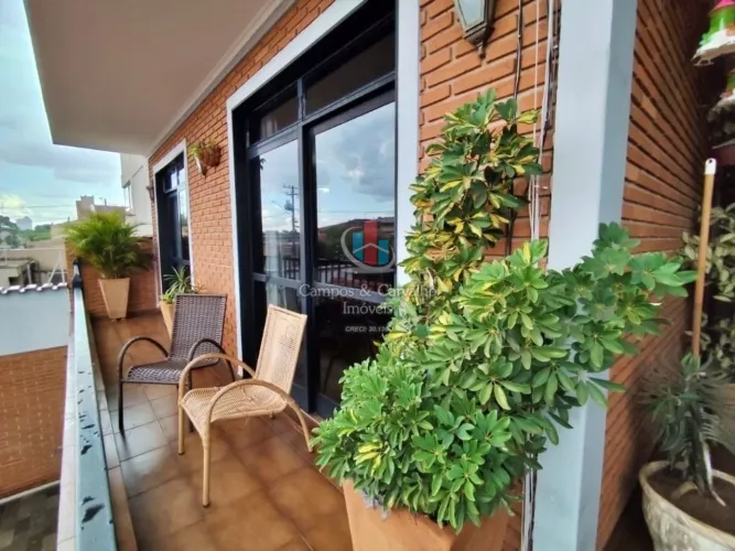 LINDO SOBRADO À VENDA PQ. DOS BANDEIRANTES RIBEIRÃO PRETO/SP Valor: R$ 700.000,00