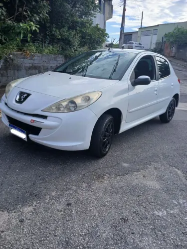 Peugeot 207 Active 1.4 Flex 8V 5P 2014