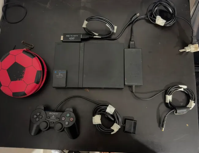 PS2 COMPLETO: 6 JOGOS, FONTE DE ENERGIA, ADAPTADOR AHDMI, MEMORY CARD E CONTROLE