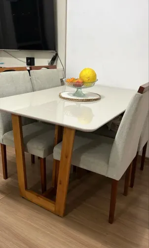Mesa jantar com 6 cadeiras
