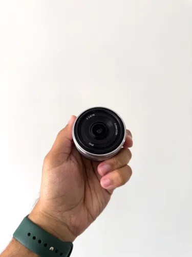 Lente Sony 16mm/2.8 E-mount