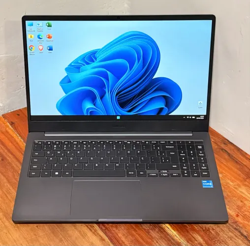 Notebook Samsung Galaxy Book I3 