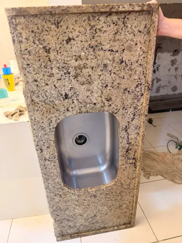 Balcão de cozinha de granito com Cuba