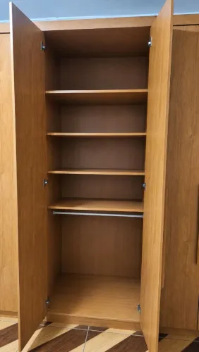 Vendo ou troco guarda roupa novo