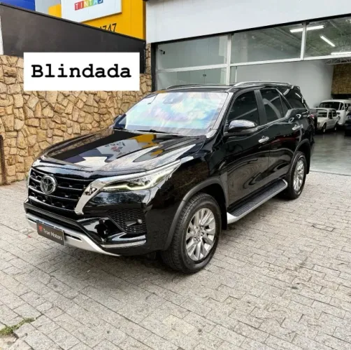 Toyota Hilux SW4 SRX 4X4 2.8 TDI 16V Dies. Aut. 2024