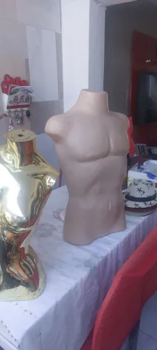Manequins