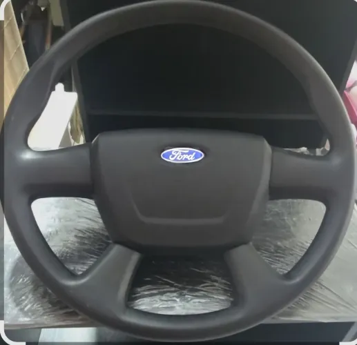 Volante caminhão Ford.