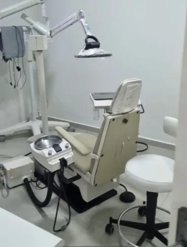 Cadeira odontológica com cart Dabi Atlante