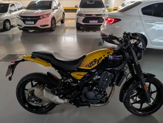 Royal Enfield Guerrilla 450 Mid 2026