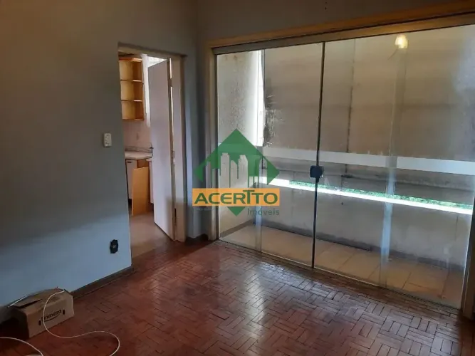 Apartamento com 2 dormitórios para alugar, 85 m² por R$ 1.715,00/mês - Edifício Tiradentes
