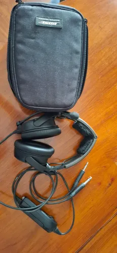 Headset Bose A20 !LER DESCRIÇÃO!
