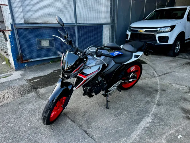 Yamaha FZ25 - 2026