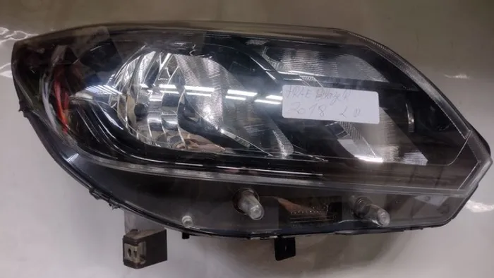 Farol trailblazer L/D Ano 2018