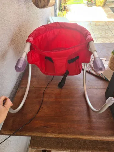 Cadeirinha de Alimentação para Bebê - Vermelha