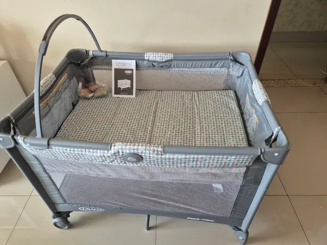 Berço retrátil Graco