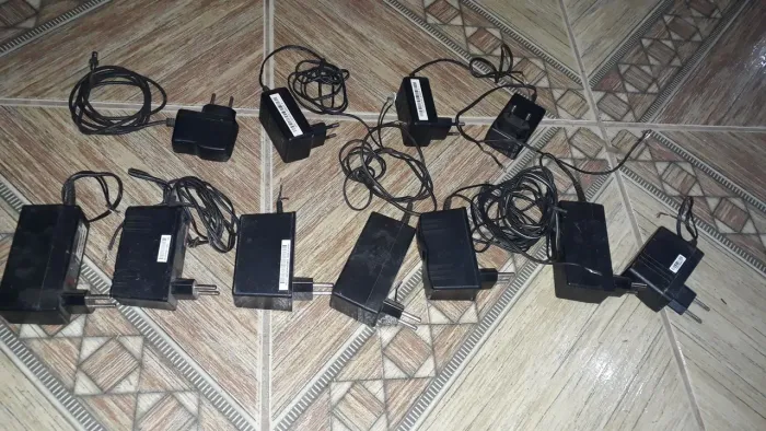 Carregadores de 12v sem pino