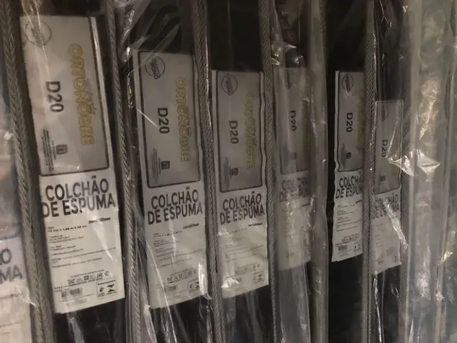 Colchão casal Novos por 299$ e frete grátis só aqui