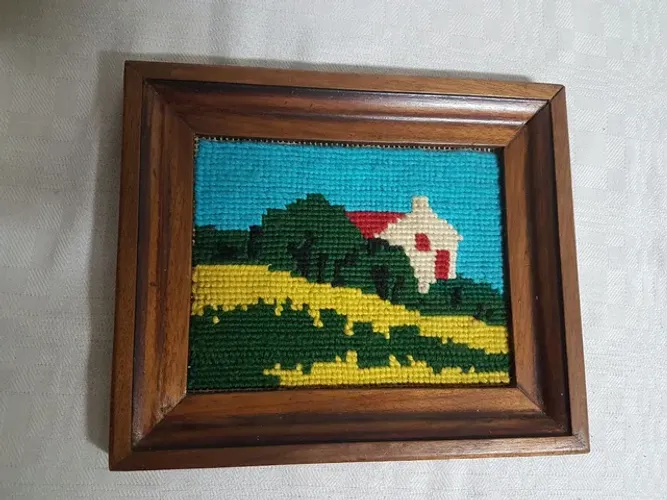 Quadro de bordado 22,5X19 centímetros