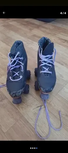 Patins 4 rodas nr ° 35