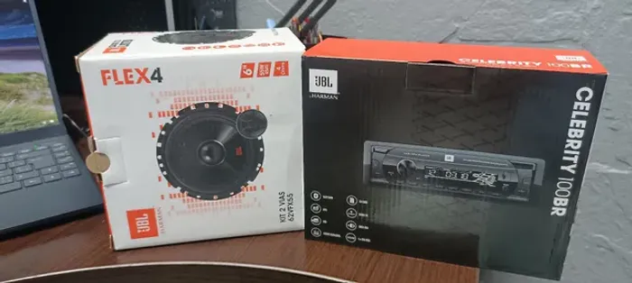Vendo kit (som jblcelebrity 100 + auto falante JBL 2 vias)