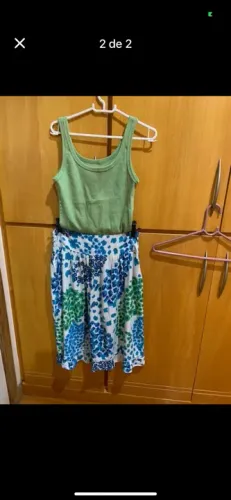 Saia de viscose, estampada.