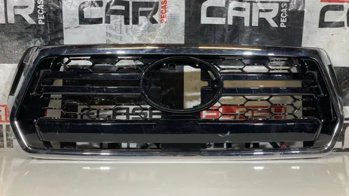 Grade Frontal Hilux 2018 ? Com detalhe ?