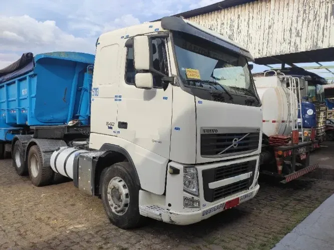 VOLVO FH 540 6X4, ANO 2014/2014 COMPLETO COM SUSPENSÃO A MOLAS