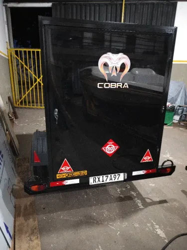 Reboques modelos variados Baú Carga ou Termicos
