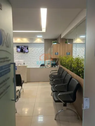 CÓD: 3041. Sala para Venda no West Clinical no bairro Doze anos