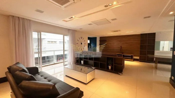 Sobrado em Condomínio Fechado com 4 Quartos para Comprar, 474m² - Vila Gilda, Santo André/