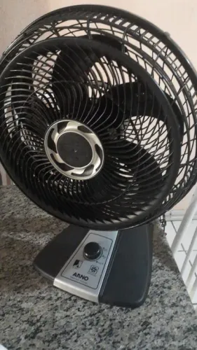 Ventilador de Mesa Arno - 40cm - Preto