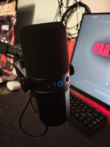 Microfone Dinâmico Fduce SL40 Dinâmico USB XLR<br>USB XLR