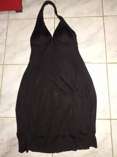Vestido preto com bojo