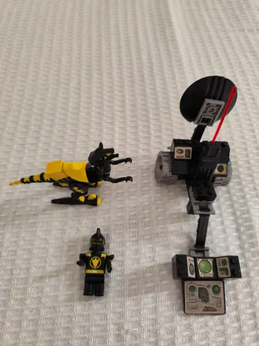 Mega Bloks Power Rangers Dinotunder - Raptor Rider Black Dino  