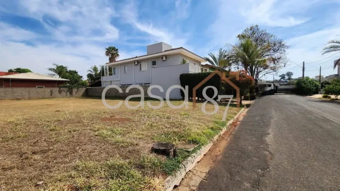 Residencial Green Ville - Terreno diferenciado, plano de 346,50m² no condomínio mais compl