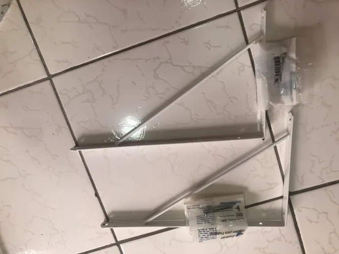 Suporte para prateleira 